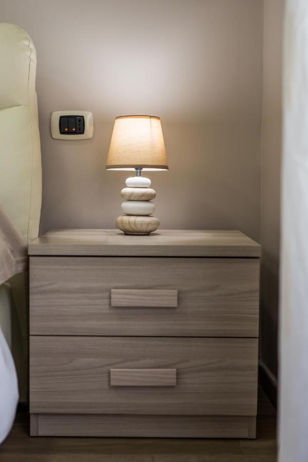 Parthenope Couette-café 3*