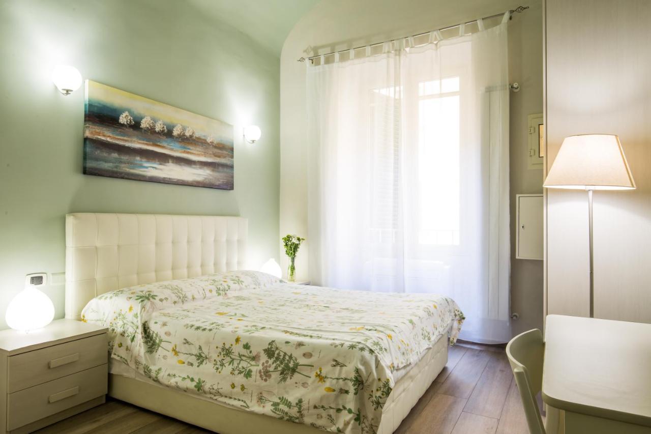 Parthenope Couette-café