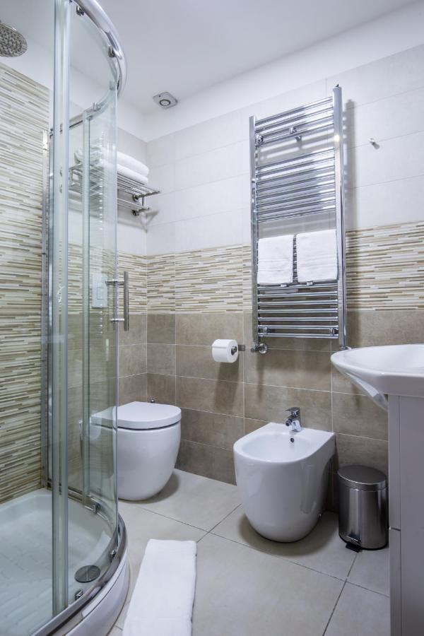 Parthenope Bed & Breakfast 3*